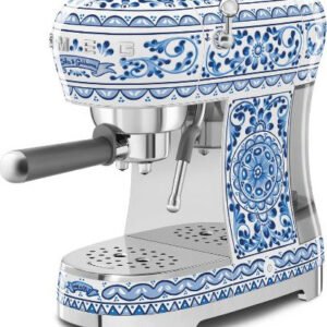 מכונת אספרסו ידנית SMEG סמאג דגם ECF02DGBEU