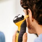 ⁦מכונת גילוח רוטורית נטענת יבש/רטוב Remington רמינגטון Virtually Indestructible PR1855 במלאי⁩ – תמונה ⁦4⁩