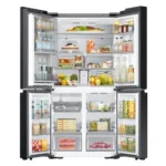 ⁦מקרר 4 דלתות 645 ליטר כולל בר מים ויצרן קרח אוטומטי Samsung BeSpoke RF65DB970E22 זכוכית שחורה⁩ – תמונה ⁦3⁩